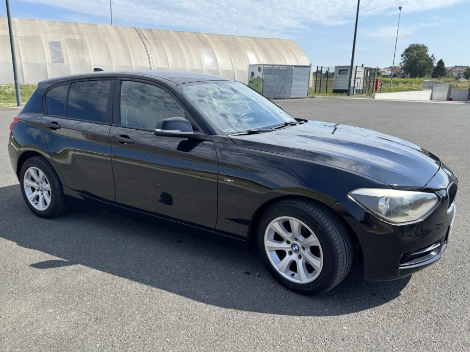 BMW 116d 2.0 116 KS | PDC | GRIJANJE SJEDALA | REG. 11/2026, fotografija 3