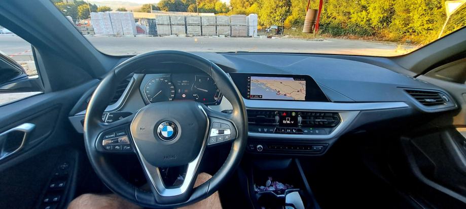 BMW 116d Automatik | 2020. | Head-Up | Driving Asist | Kamera | Navi, fotografija 10