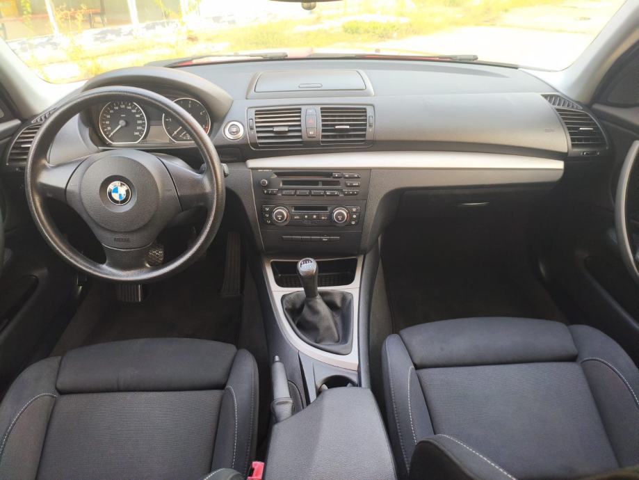 BMW Serija 1 E87 LCI, fotografija 16