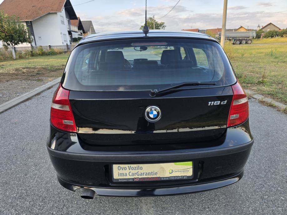 BMW 118d-2010god.md-NAVIGACIJA-184tkm,alu,rg.06/27,climatronic,KARTICE, fotografija 7