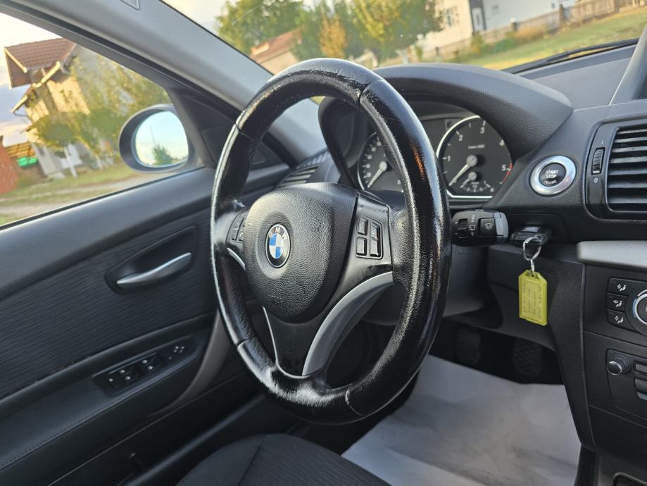 BMW 118d-2010god.md-NAVIGACIJA-184tkm,alu,rg.06/27,climatronic,KARTICE, fotografija 12