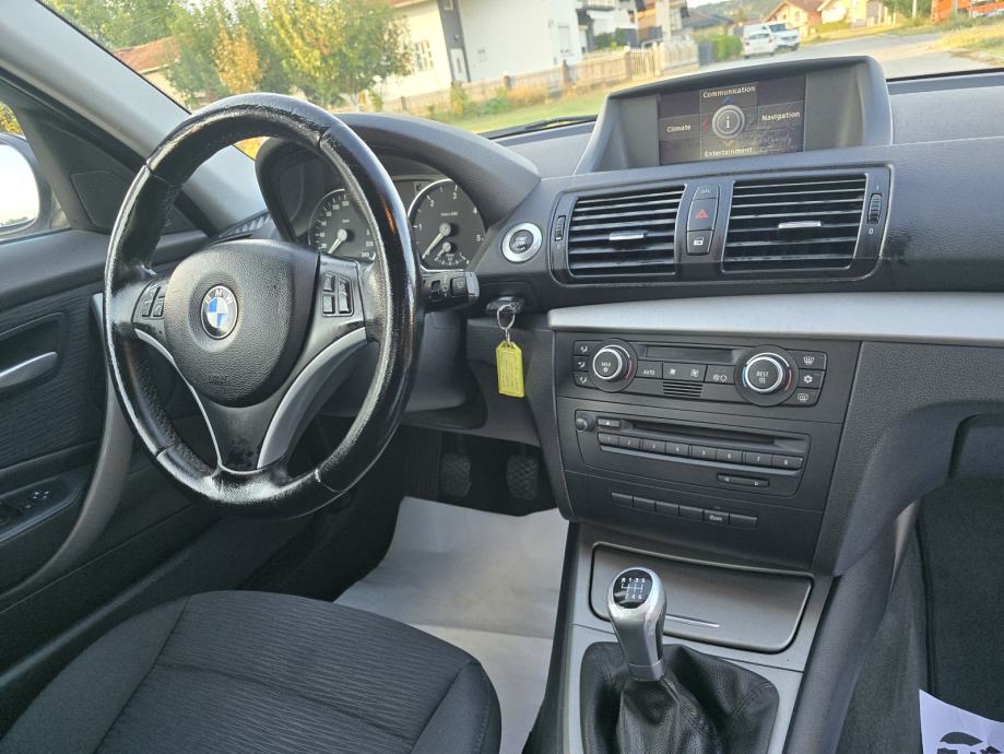 BMW 118d-2010god.md-NAVIGACIJA-184tkm,alu,rg.06/27,climatronic,KARTICE, fotografija 14