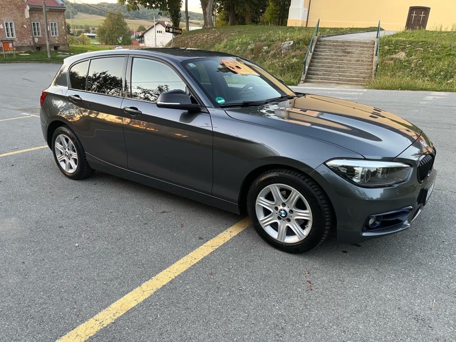 BMW 118D 2019g, fotografija 3