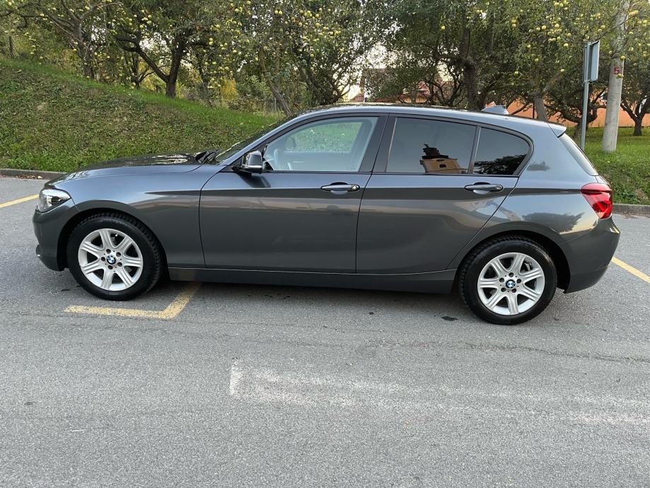 BMW 118D 2019g, fotografija 14