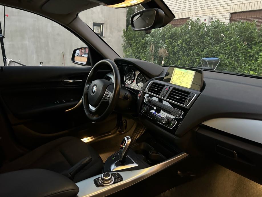 BMW 118d automatik, fotografija 13