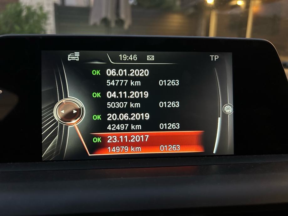 BMW 118d automatik, fotografija 16
