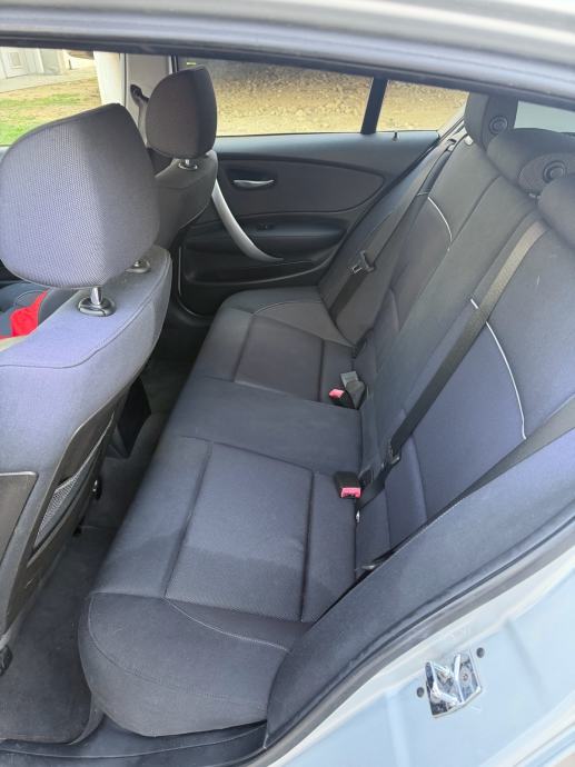 BMW 118d e87, 143ks, 2.0, fotografija 13