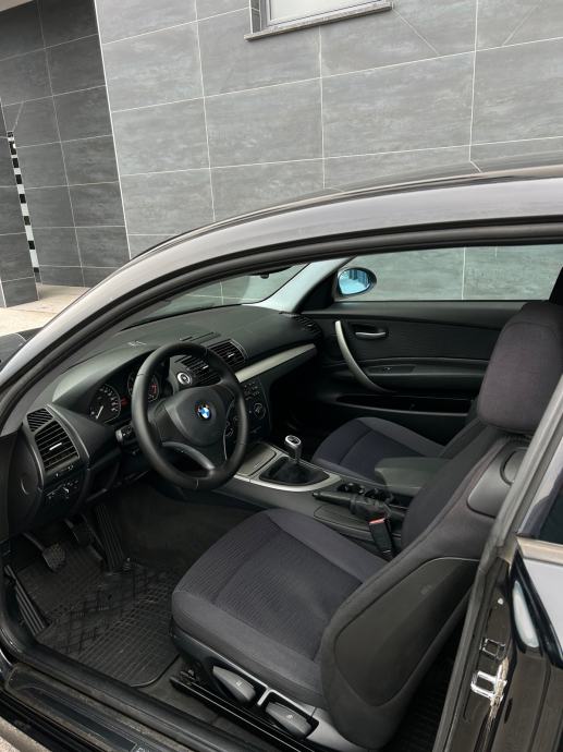 BMW 118d lci / 132tkm / Hr auto, fotografija 7