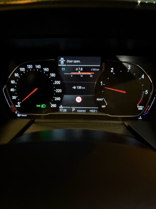 BMW 118d, fotografija 8
