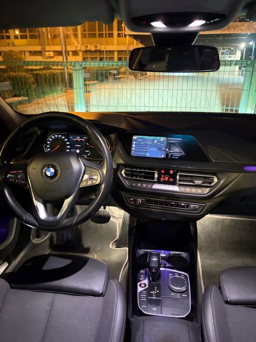 BMW 118d, fotografija 6