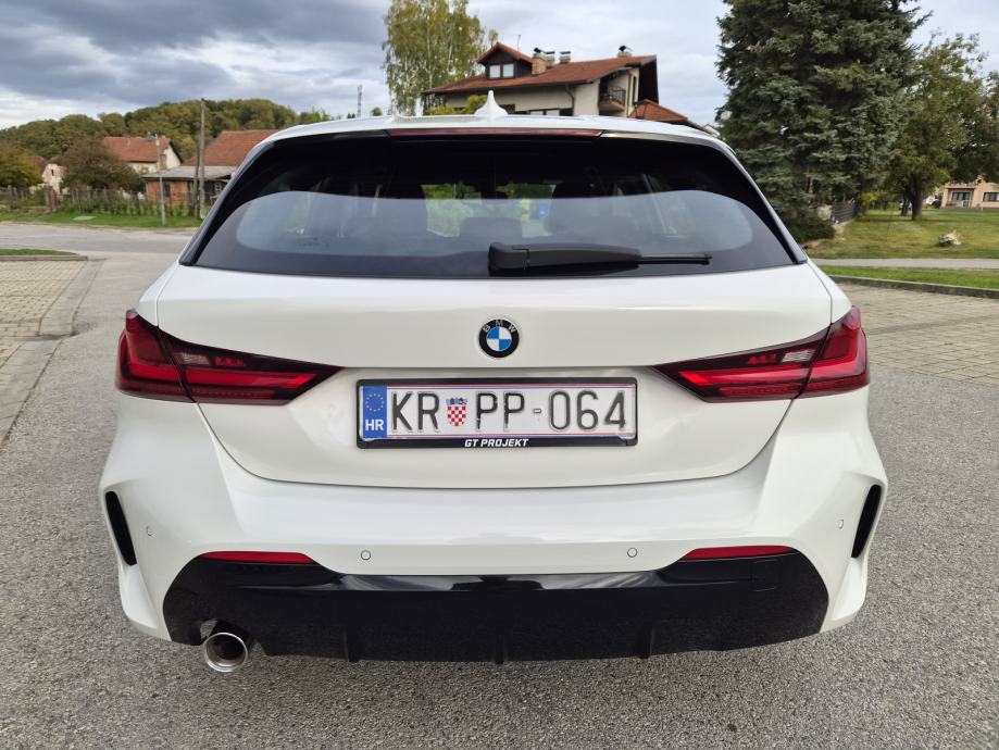 BMW 118i, F40, 2020., M PAKET, TOP STANJE, SERVISNA, fotografija 6