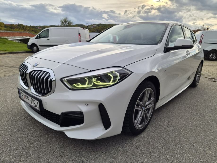 BMW 118i, F40, 2020., M PAKET, TOP STANJE, SERVISNA, fotografija 13