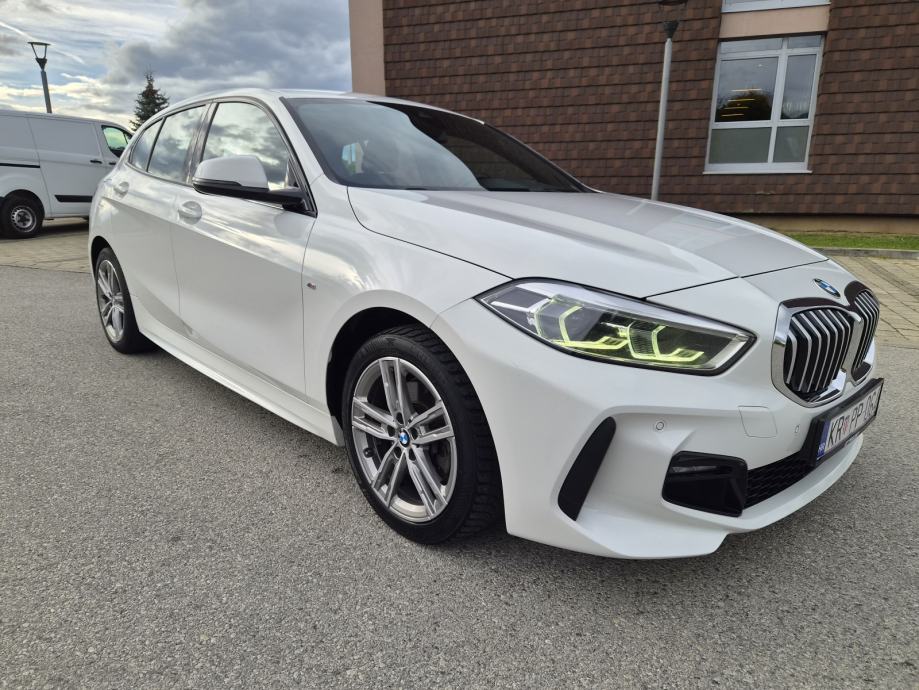 BMW 118i, F40, 2020., M PAKET, TOP STANJE, SERVISNA, fotografija 10