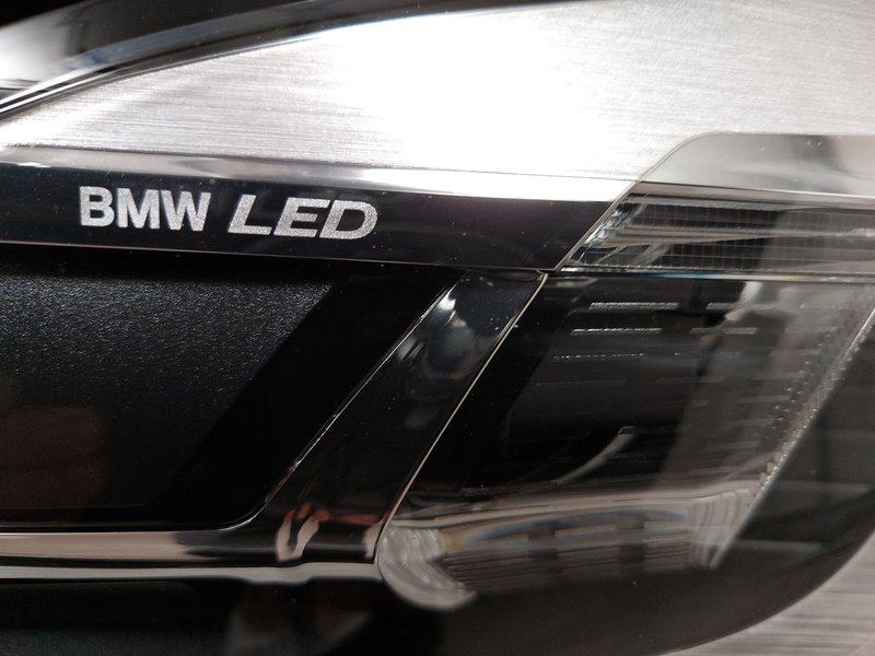 BMW 118i Luxury Line • električna peta vrata • Full LED, fotografija 16