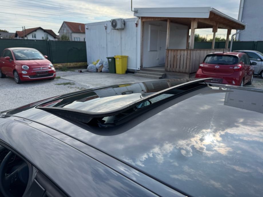 BMW 120d, M-PAKET, Panorama, Ekran, fotografija 12