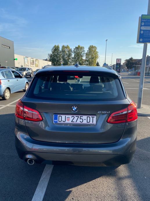 BMW 2 ACTIVE TURER 216D 2019GOD REG. DO 6.2027 GOD., fotografija 4