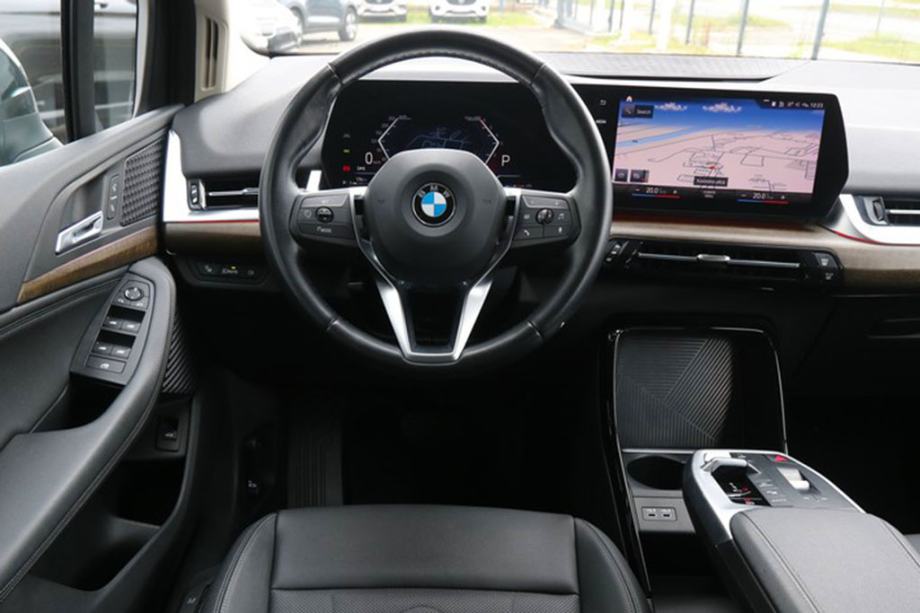 BMW 218 D Active Tourer Automatik Luxury Line VIRTUAL COCKPIT 150 KS, fotografija 10