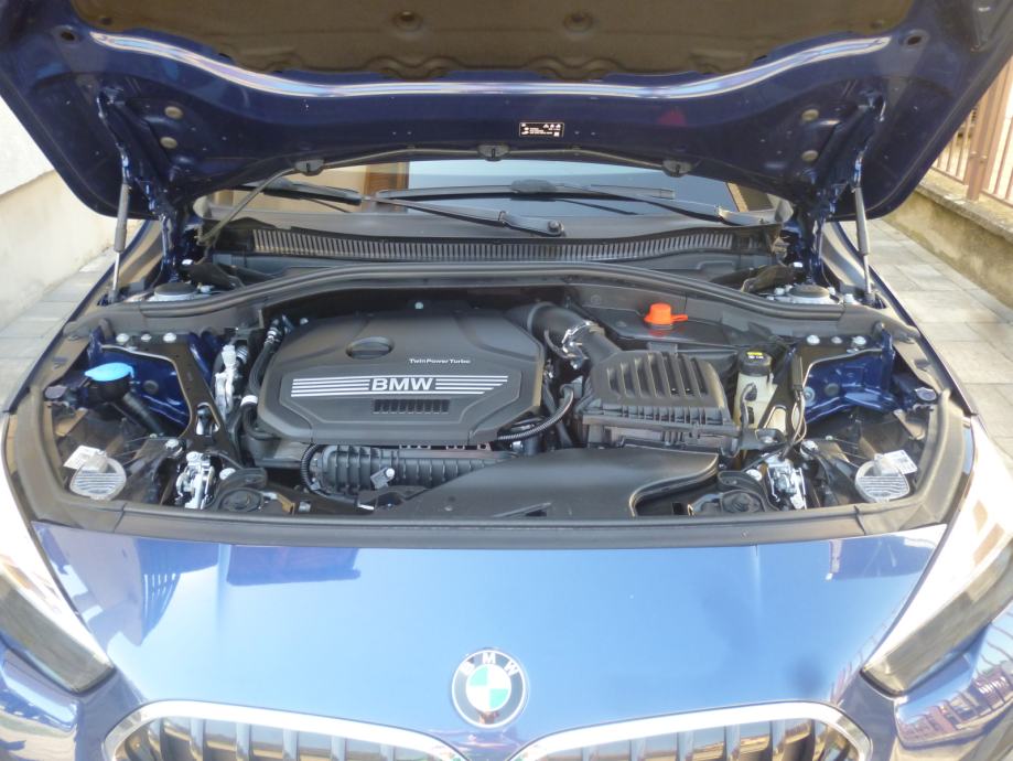 BMW 218 i Gran Coupe VIRTUAL, Kamera,, fotografija 16