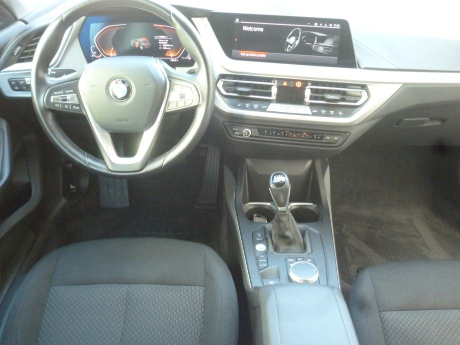 BMW 218 i Gran Coupe VIRTUAL, Kamera,, fotografija 8