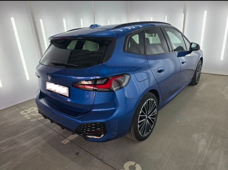 BMW 218d 11/2024, M-sport, pano, 360, harman, full! Reg.godinu dana, fotografija 6