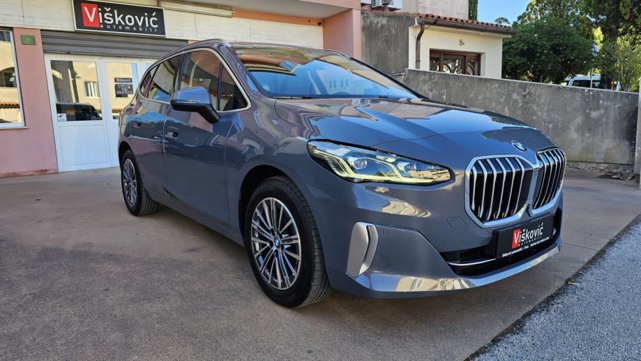 BMW 218D ACTIVE TOURER 2025 LUXURY LINE SERVISNA JAMSTVO, fotografija 3