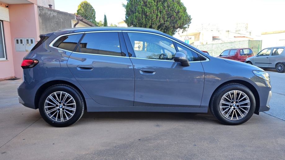 BMW 218D ACTIVE TOURER 2025 LUXURY LINE SERVISNA JAMSTVO, fotografija 4