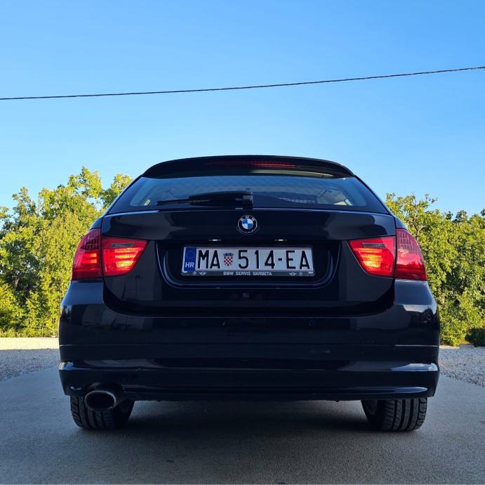 BMW 3 E90 E91 LCI 320d Tek reg. Urađeni svi servisi!! Top stanje!, fotografija 8