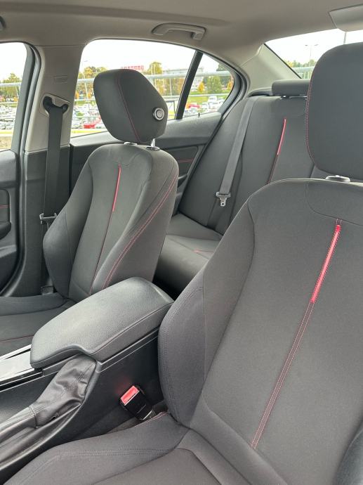BMW serija 3 f30 automatik, fotografija 12