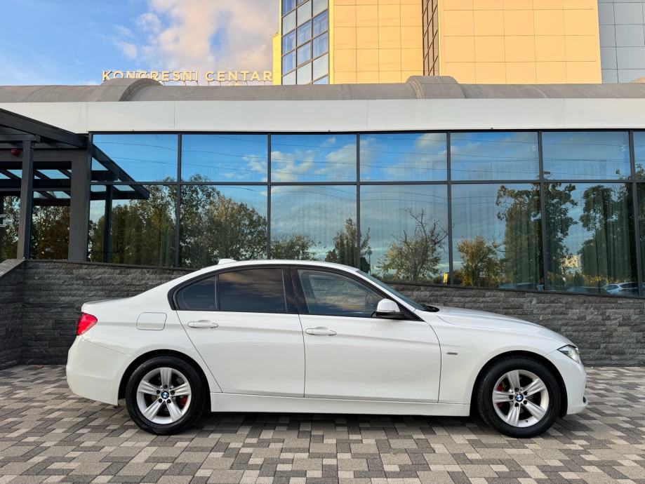 BMW 316d 2.0 DIESEL - LCI - SPORT PAKET - EURO 6 - SVI RAČUNI -PRILIKA, fotografija 12