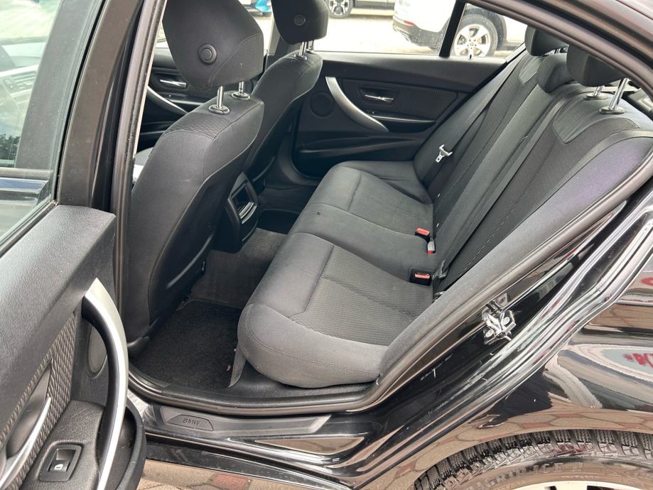 BMW 316d (2.0 motor) 2012., NAVI, SERVIS, TEMP, ALU17, GARANCIJA, fotografija 12