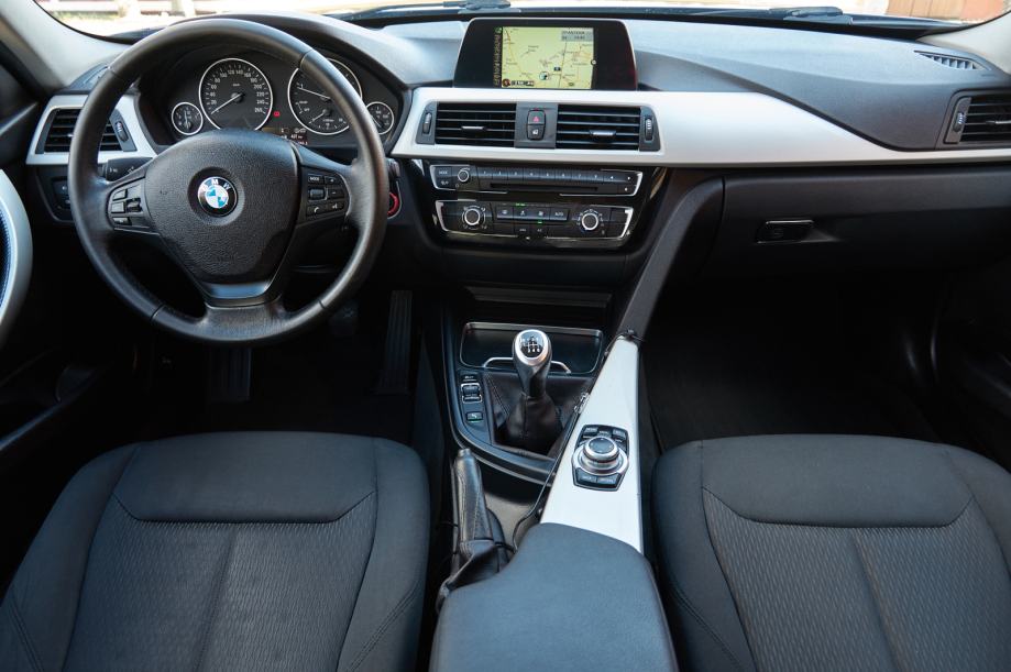 BMW 316d LCI redizajn 2016g. reg.do 02/2027g., fotografija 9
