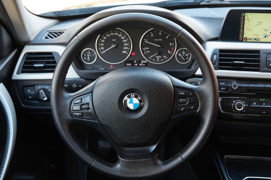 BMW 316d LCI redizajn 2016g. reg.do 02/2027g., fotografija 13