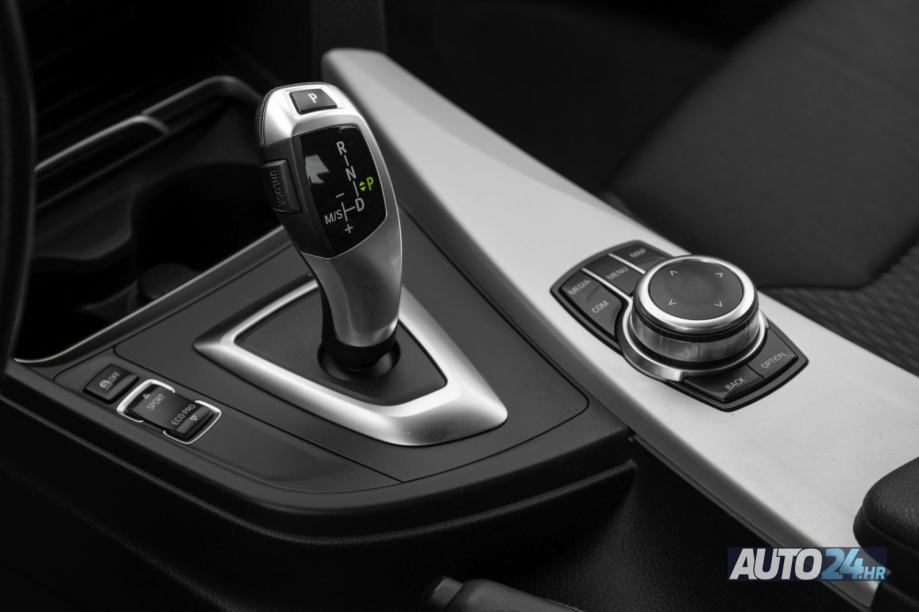 BMW 318D AUTOMATIC|RATA 235€|1. VL|HR AUTO|PDV|SERVISNA TOMIĆ|NAVI|LED, fotografija 14