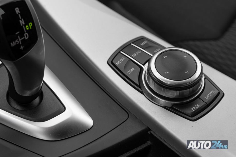 BMW 318D AUTOMATIC|RATA 235€|1. VL|HR AUTO|PDV|SERVISNA TOMIĆ|NAVI|LED, fotografija 15