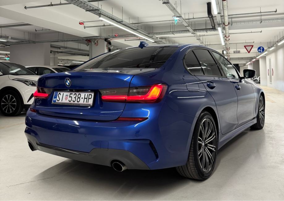 BMW 318D Automatik M Paket Led Navi Alcantara, fotografija 4