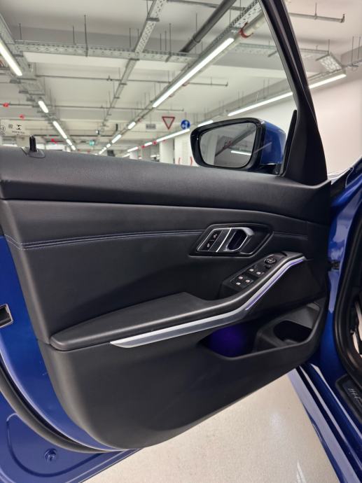 BMW 318D Automatik M Paket Led Navi Alcantara, fotografija 12