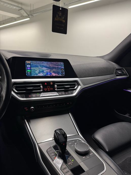BMW 318D Automatik M Paket Led Navi Alcantara, fotografija 13