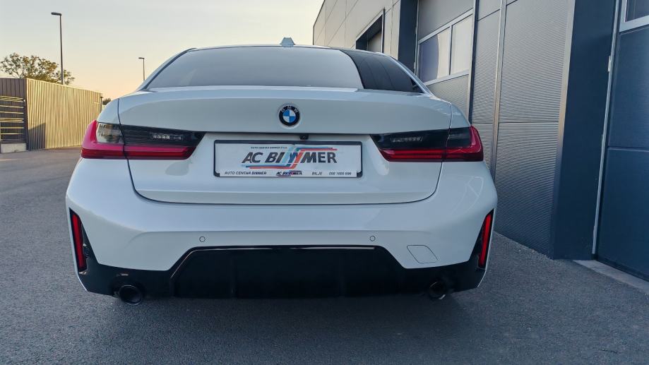 BMW 318d automatik ***ORIGINAL M PAKET***MOGUĆNOST LEASINGA***, fotografija 8
