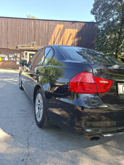 BMW 318d E90, 2011., 201.000 km. PDV, fotografija 9