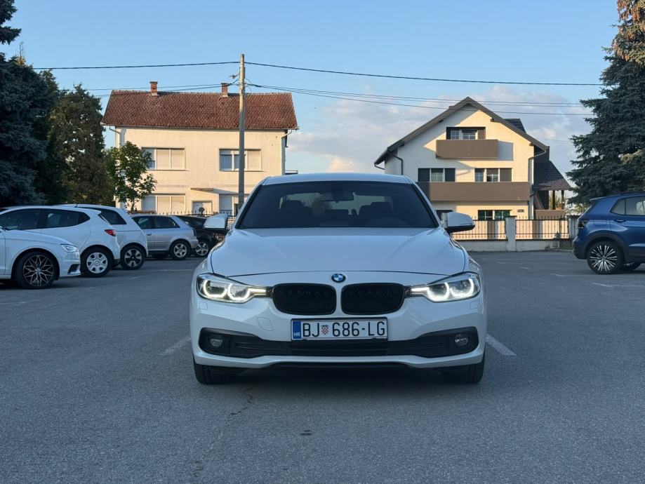 Bmw 318d LCI Sport -line, fotografija 3
