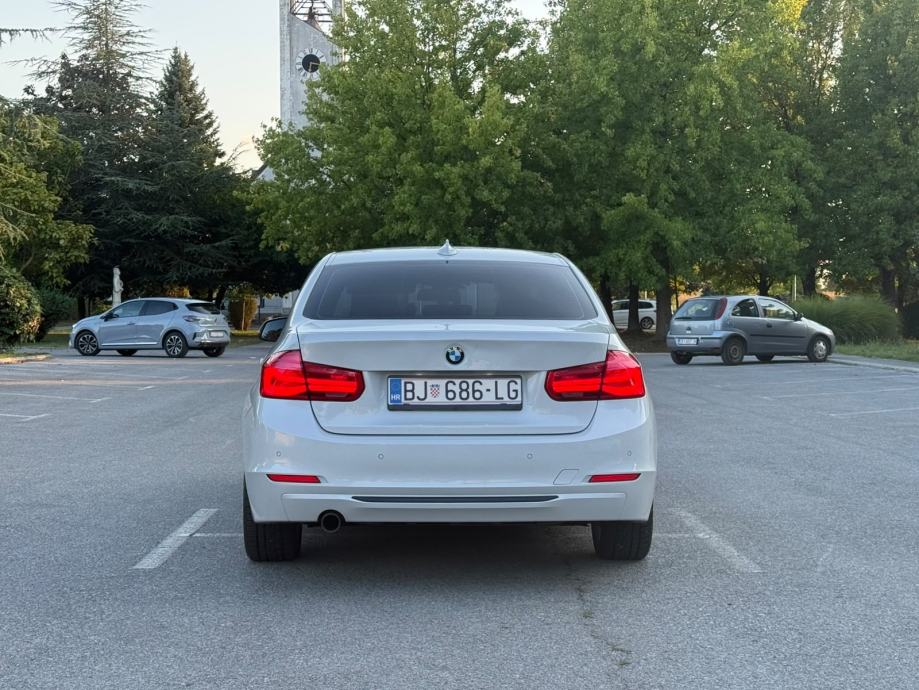 Bmw 318d LCI Sport -line, fotografija 7