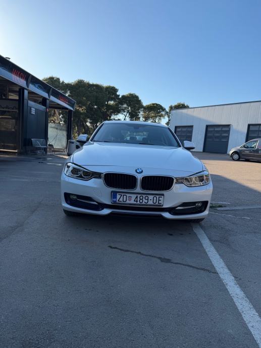 BMW 318d SPORTLINE,Perla bijela boja,Hr auto nije uvoz, fotografija 2