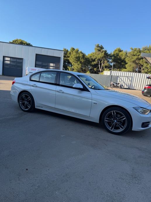 BMW 318d SPORTLINE,Perla bijela boja,Hr auto nije uvoz, fotografija 5
