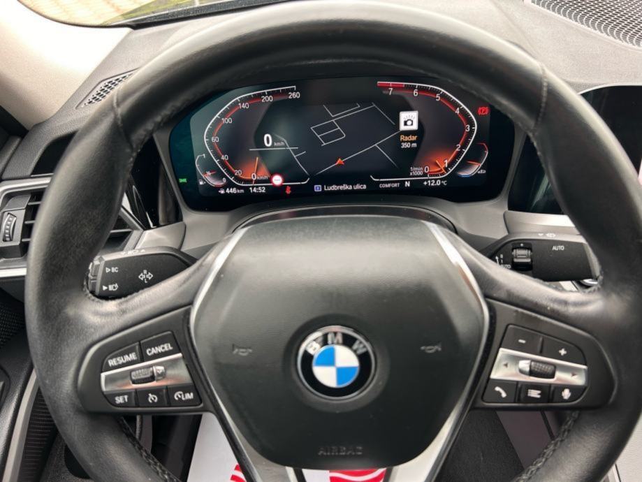 BMW 318i 2022.,VIRTUAL NAVI, SERVISNA, LED, FRONT ASSIST, ALU, fotografija 15