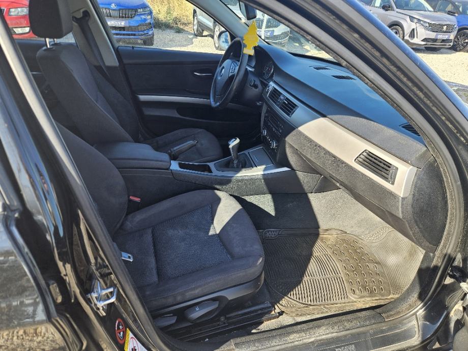 BMW 320d KARAVAN, 130 KW, REG 4/2027, AUTOMATSKA KLIMA, fotografija 7