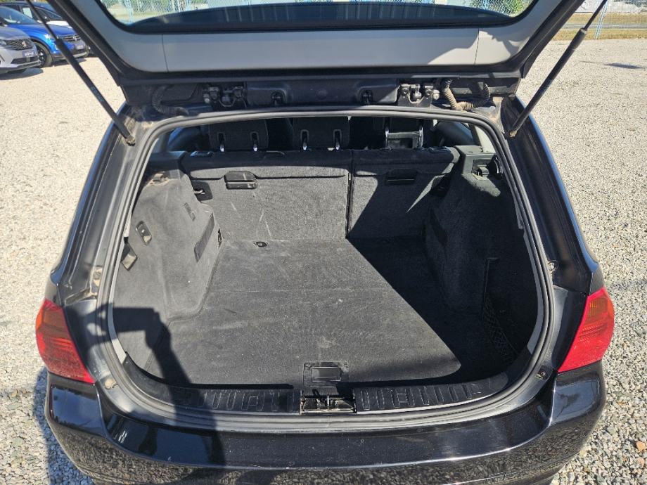BMW 320d KARAVAN, 130 KW, REG 4/2027, AUTOMATSKA KLIMA, fotografija 9