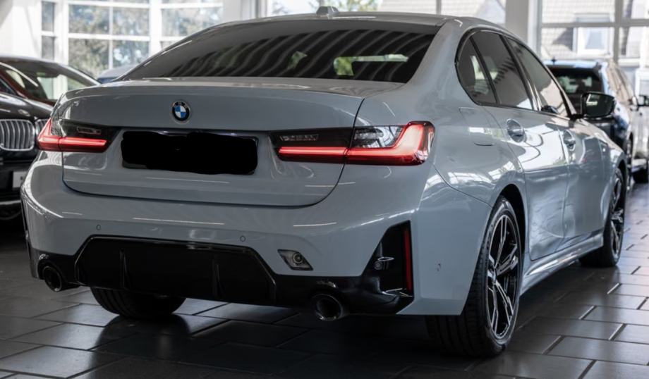 BMW 320d M-Sport,Automatik,Kamera,Virtual,u PDV, LEASING!!, fotografija 2