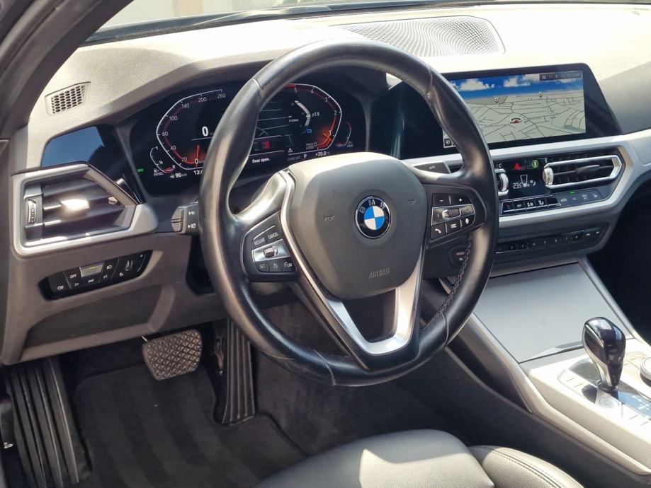 BMW 320d xDrive mild hybrid, fotografija 9