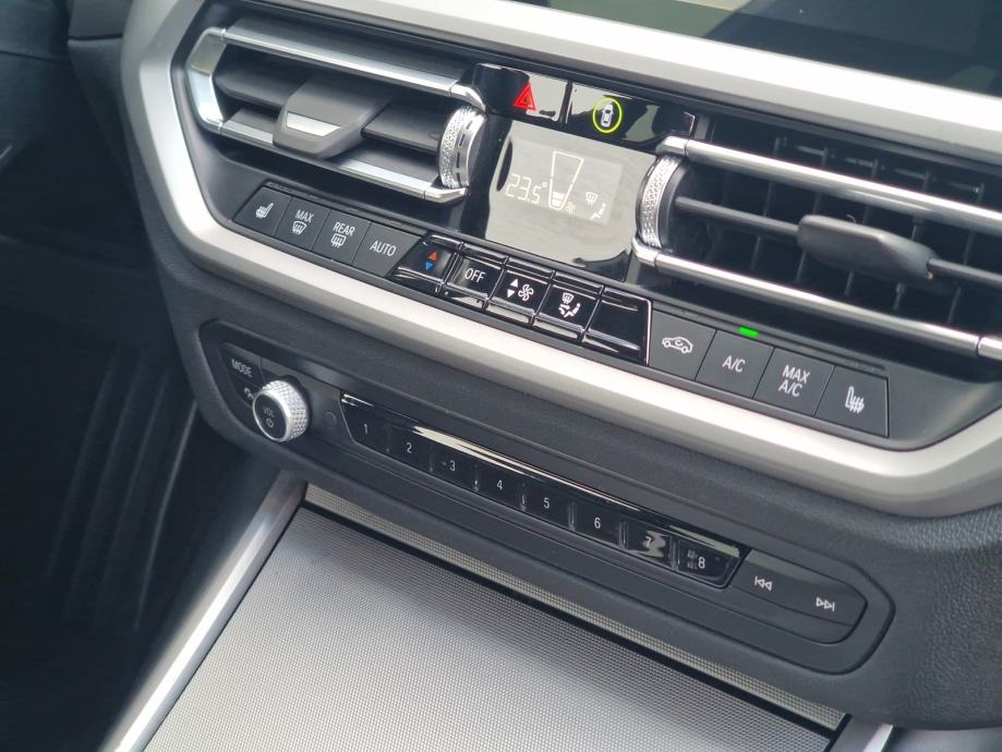 BMW 320d xDrive mild hybrid, fotografija 12