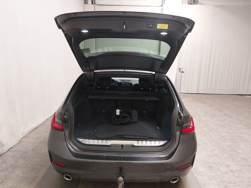 BMW 320e Touring Sport Line automatik • LED • AHK, fotografija 15